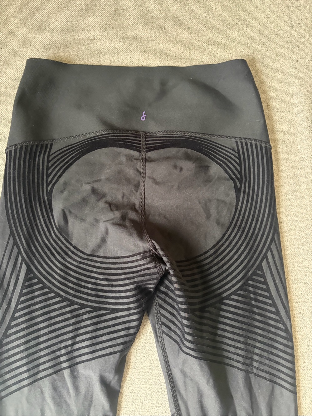 Fanka Body Sculpt Sz Small Leggings Reversible Wear Black waist 13" inseam 25" - Picture 5 of 5